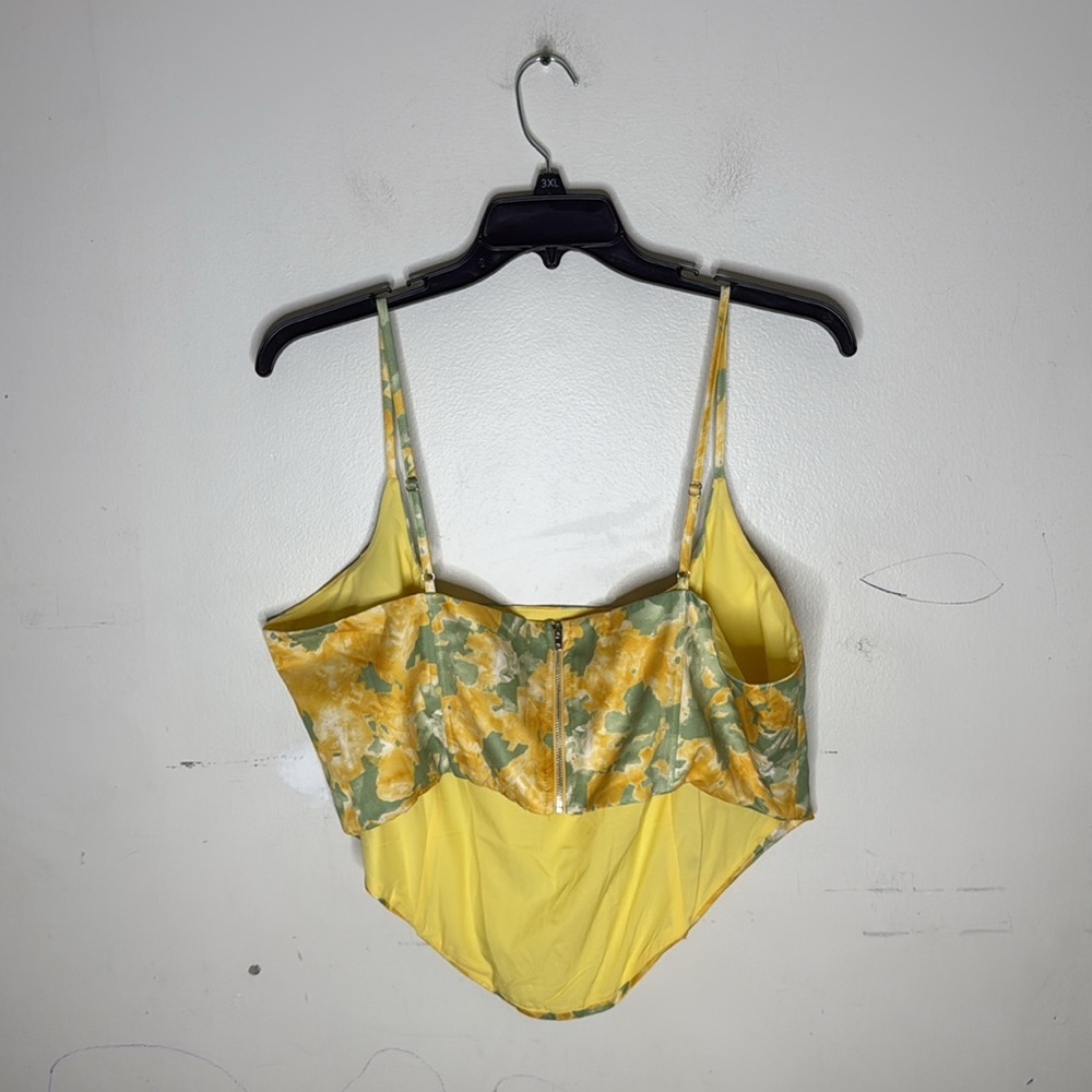 Fashion Nova Yellow and Green Floral Bustier Style Camisole Size 3XL - Picture 6 of 6